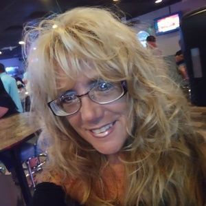 Meet your Posher, Gail